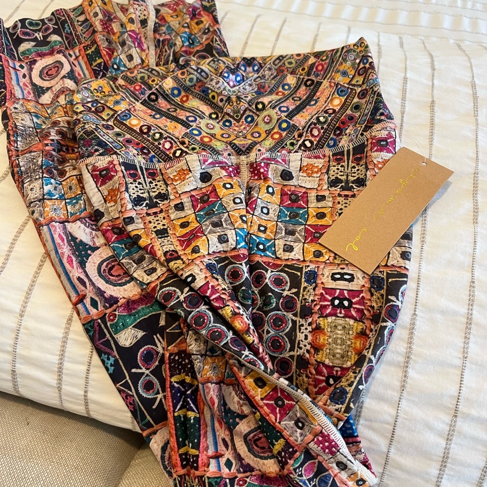 Niyama Sol Multicolor Embroidered Flare Pants - Color "Inca" - Picture 6 of 6